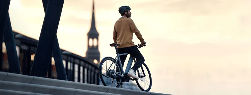 Riese and Muller Roadster Touring Electric Bike Black Matt-13